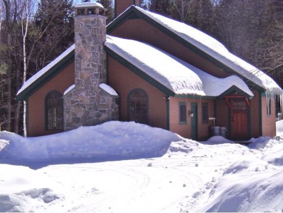 104 Lower Loop Ludlow, VT 05149 - Photo 1 of 40 Gallery Image 1