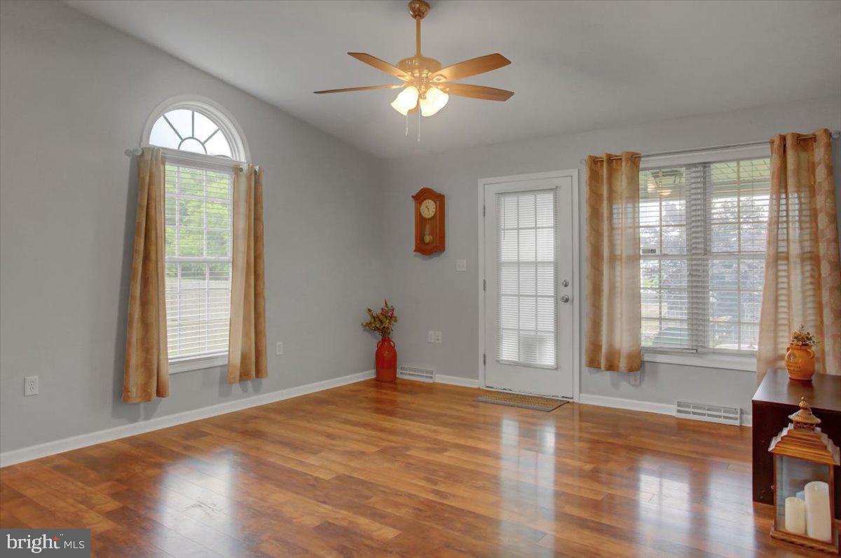 1248 Progress Road Chambersburg, PA 17201 - Photo 15 of 30 Gallery Image 15