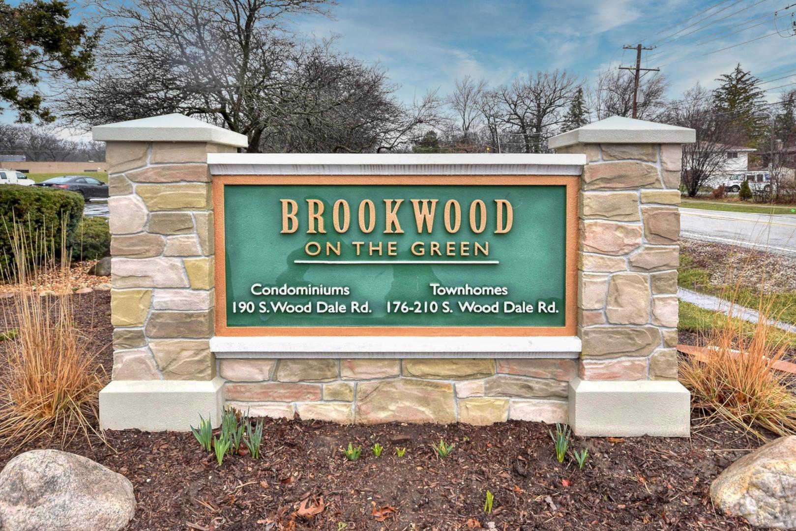 190 South Wood Dale Road, Unit 902 Wood Dale, IL 60191 - Photo 2 of 29