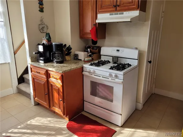 $185,000 | 210 East Oak Orchard Street, Shelby, NY 14103