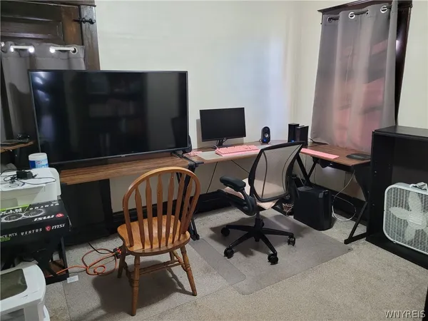 $185,000 | 210 East Oak Orchard Street, Shelby, NY 14103