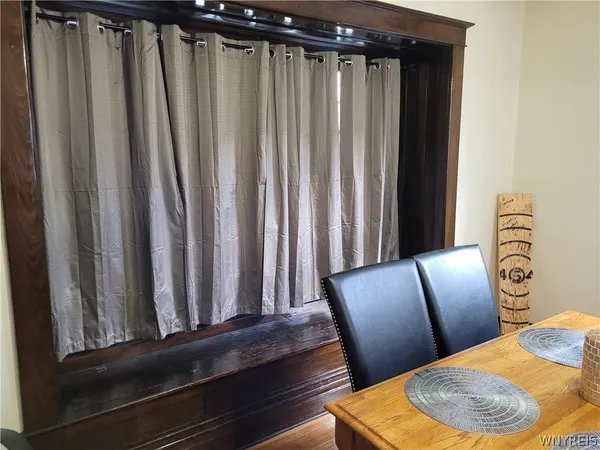 $185,000 | 210 East Oak Orchard Street, Shelby, NY 14103