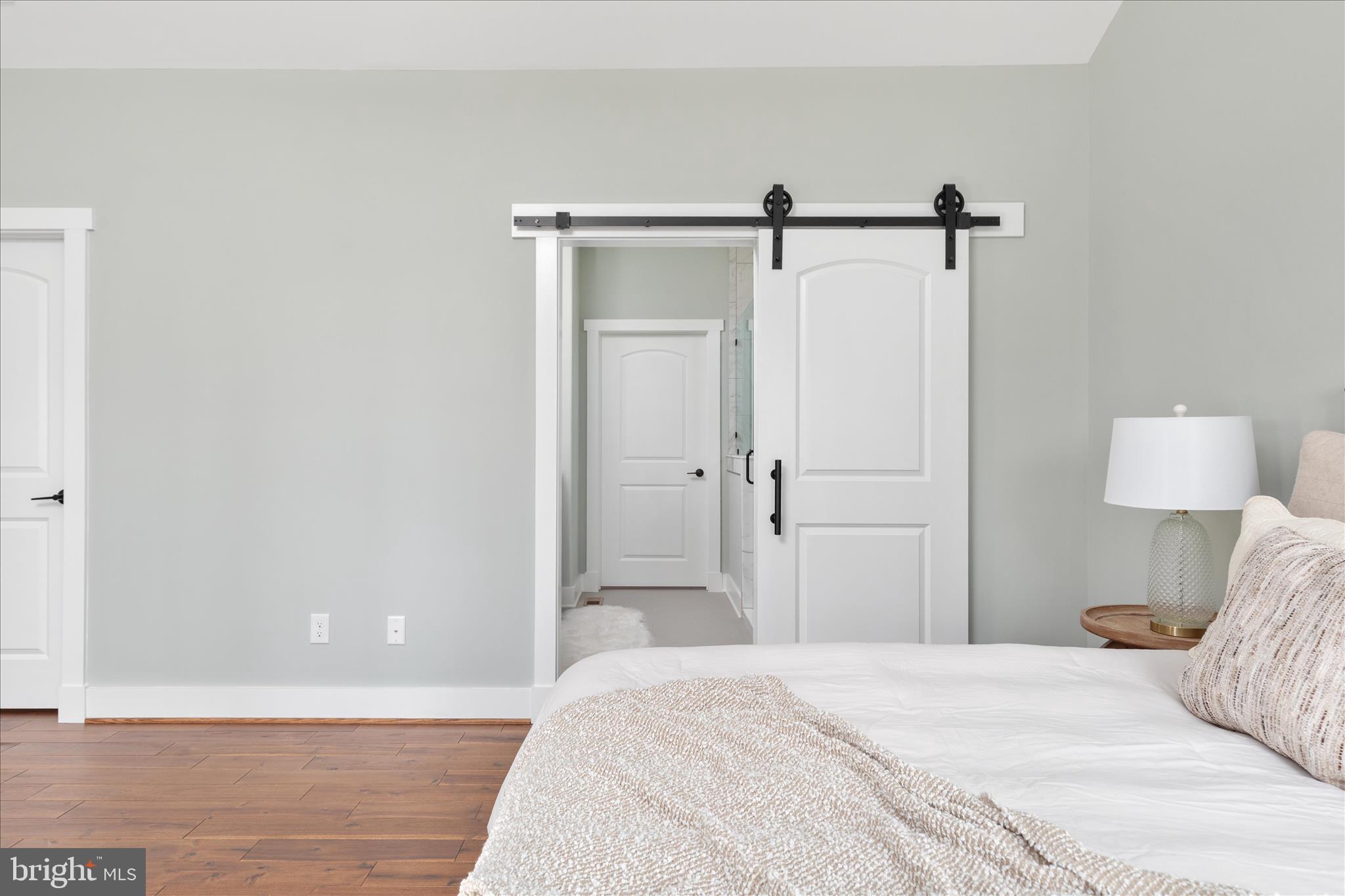 14305 Inlet Road Culpeper, VA 22701 - Photo 25 of 73 Sliding door access to ensuite