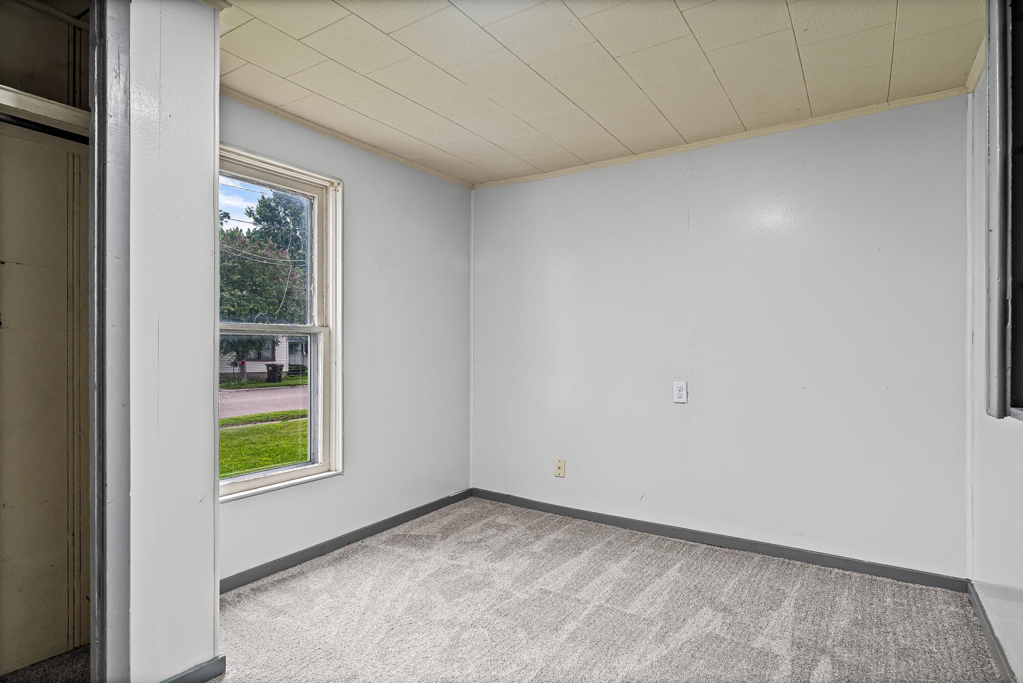 616 Douglas Street Sparta, WI 54656 - Photo 9 of 20 17_dsc09791