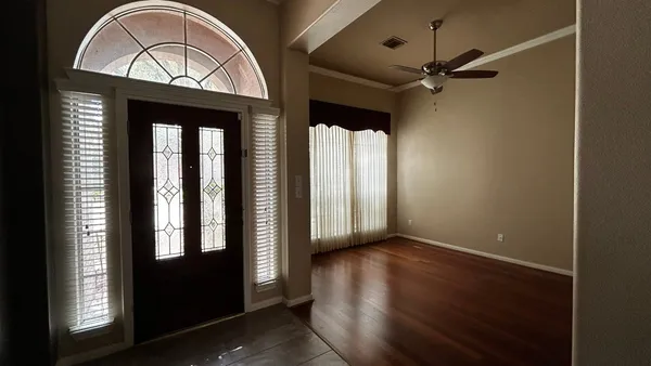 $2,350 | 15230 Chimney Hill Circle, Houston, TX 77095