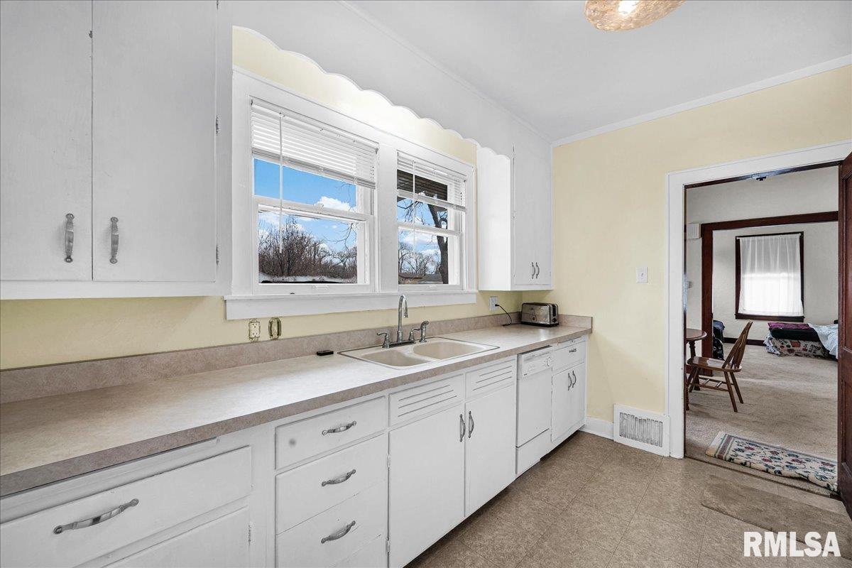 1615 North Santa Fe Avenue Chillicothe, IL 61523 - Photo 13 of 24