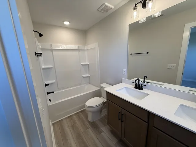 $451,735 | 328 Black Bear Dr Mount, Mount Pleasant, TN 38474