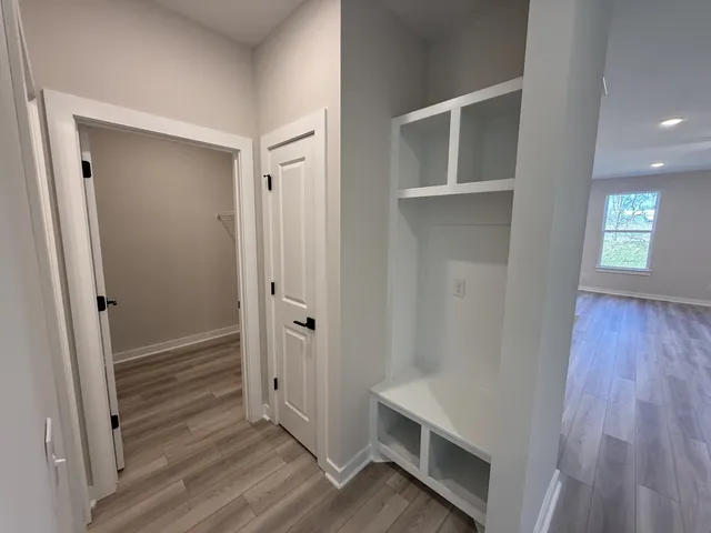 $451,735 | 328 Black Bear Dr Mount, Mount Pleasant, TN 38474