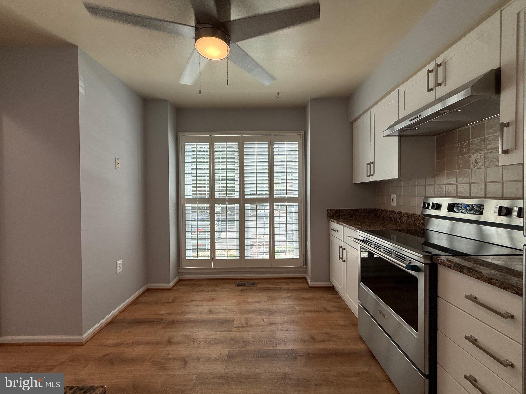 5650 Ridge View Drive Alexandria, VA 22310 - Photo 8 of 27