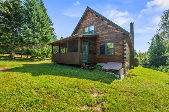 $485,000 | 44 Antler Way, Rangeley, ME 04970