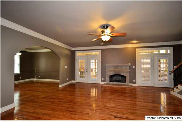 315 Christopher Cove Sterrett, AL 35147 - Photo 6 of 32