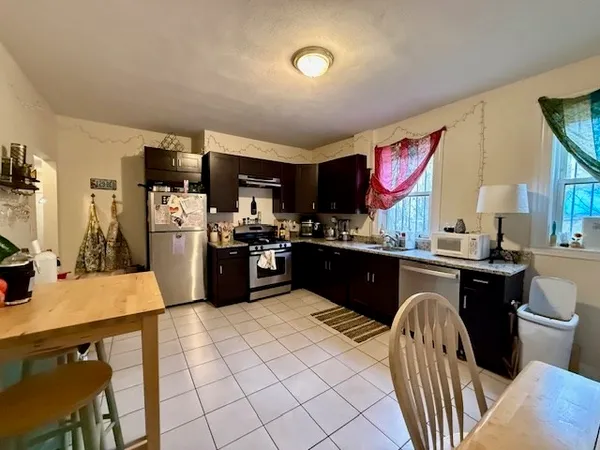 $4,250 | 6 Eldora Street, Unit 1, Boston, MA 02120