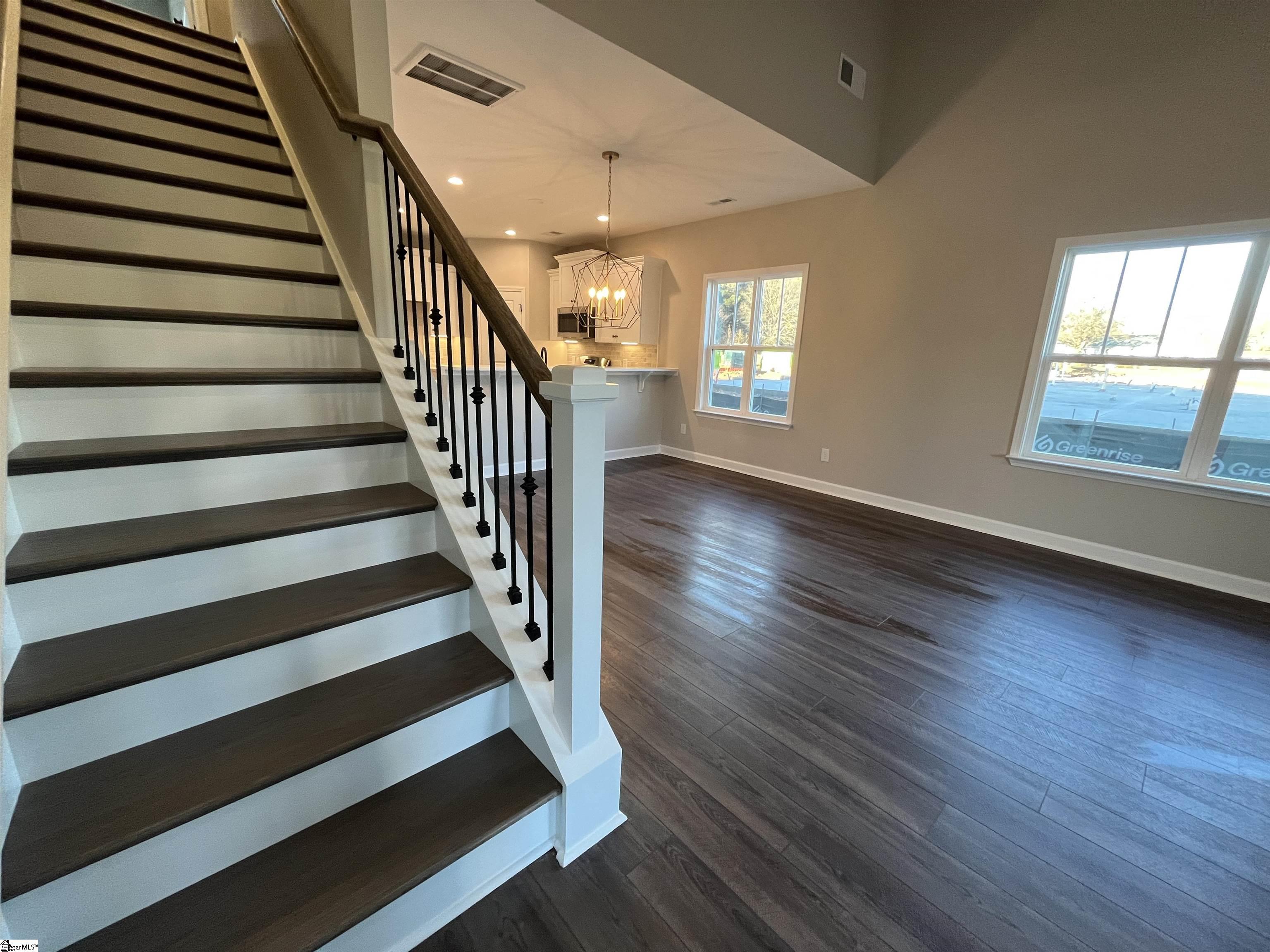 350 Nettle Lane Greenville, SC 29607 - Photo 9 of 34