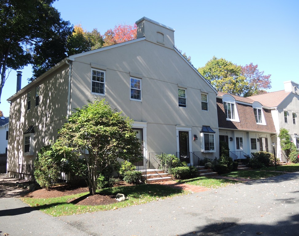 34 Denmark Lane, Unit 34 Needham, MA 02492 - Photo 2 of 7 Gallery Image 2