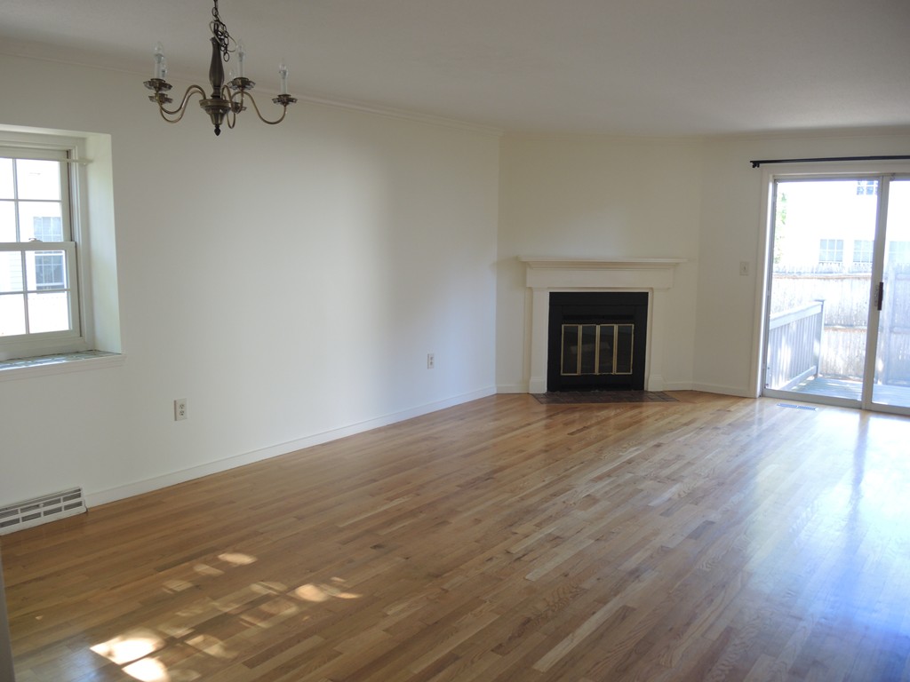 34 Denmark Lane, Unit 34 Needham, MA 02492 - Photo 4 of 7 Gallery Image 4