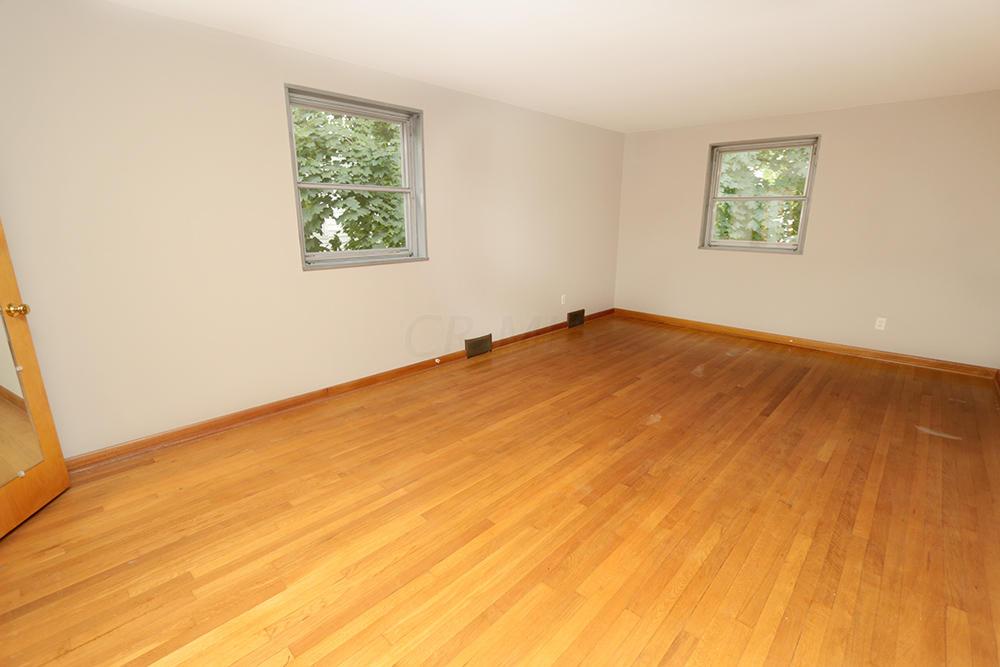 1576 Guilford Road Columbus, OH 43221 - Photo 21 of 37