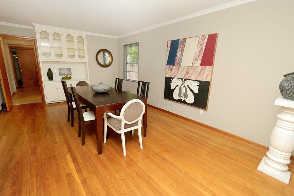 1576 Guilford Road Columbus, OH 43221 - Photo 8 of 37