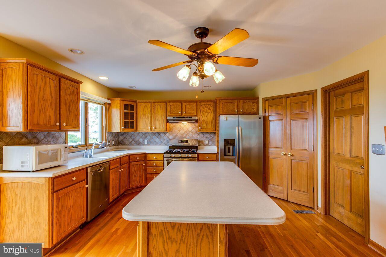 913 Long Point Road Grasonville, MD 21638 - Photo 12 of 30 Kitchen