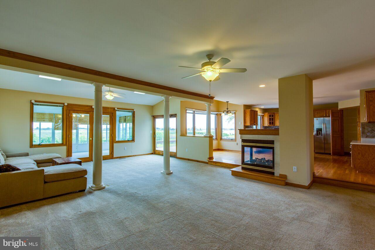 913 Long Point Road Grasonville, MD 21638 - Photo 5 of 30 Interior (General)