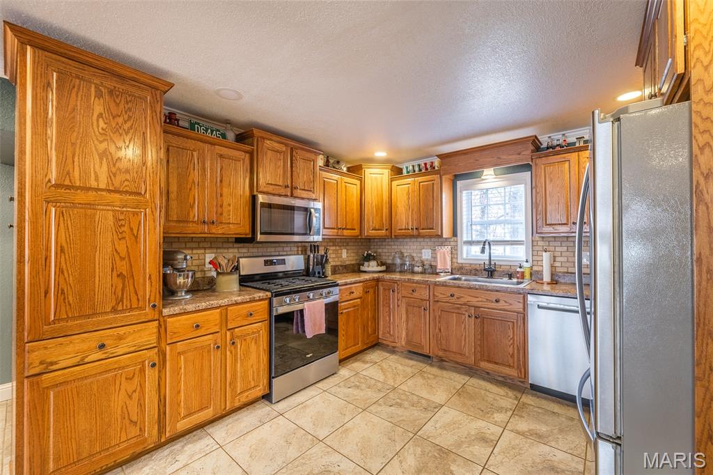 1604 Big Bend Road Poplar Bluff, MO 63901 - Photo 15 of 37