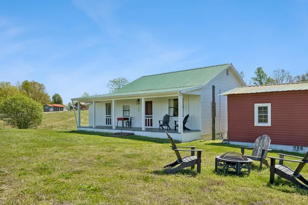 $235,000 | 350 Sugarland Road, Ethridge, TN 38456