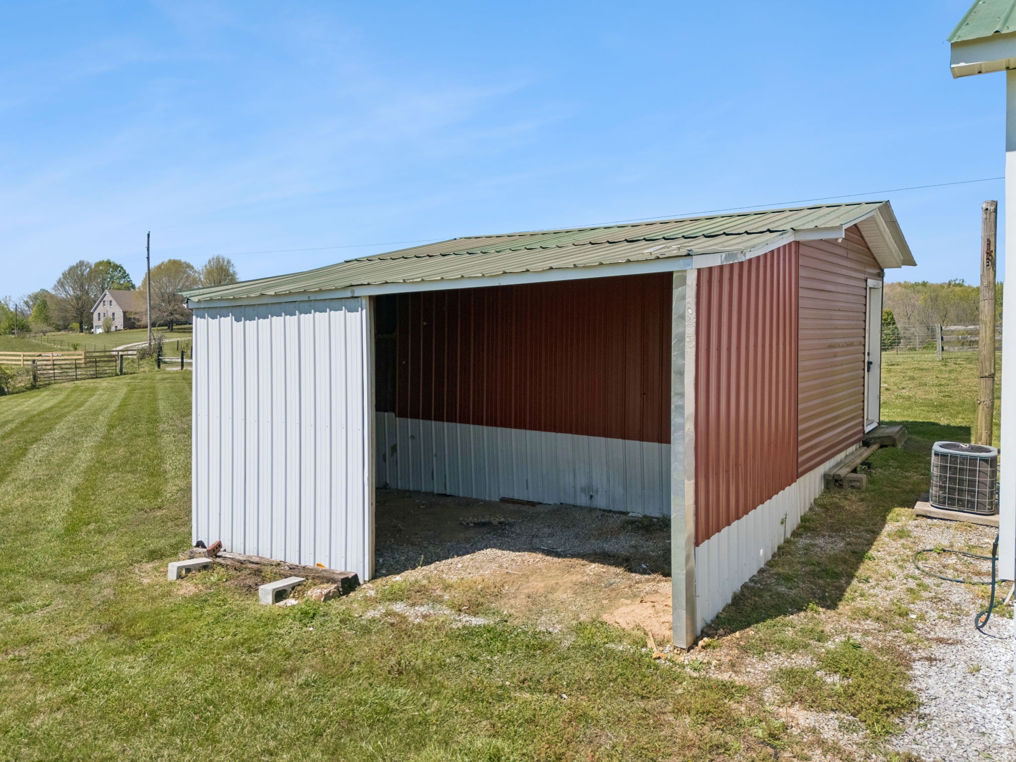 350 Sugarland Road Ethridge, TN 38456 - Photo 37 of 51