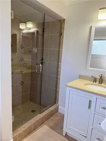 $4,200 | 1927 Crayton Road, Naples, FL 34102