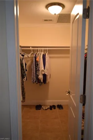 $4,200 | 1927 Crayton Road, Naples, FL 34102
