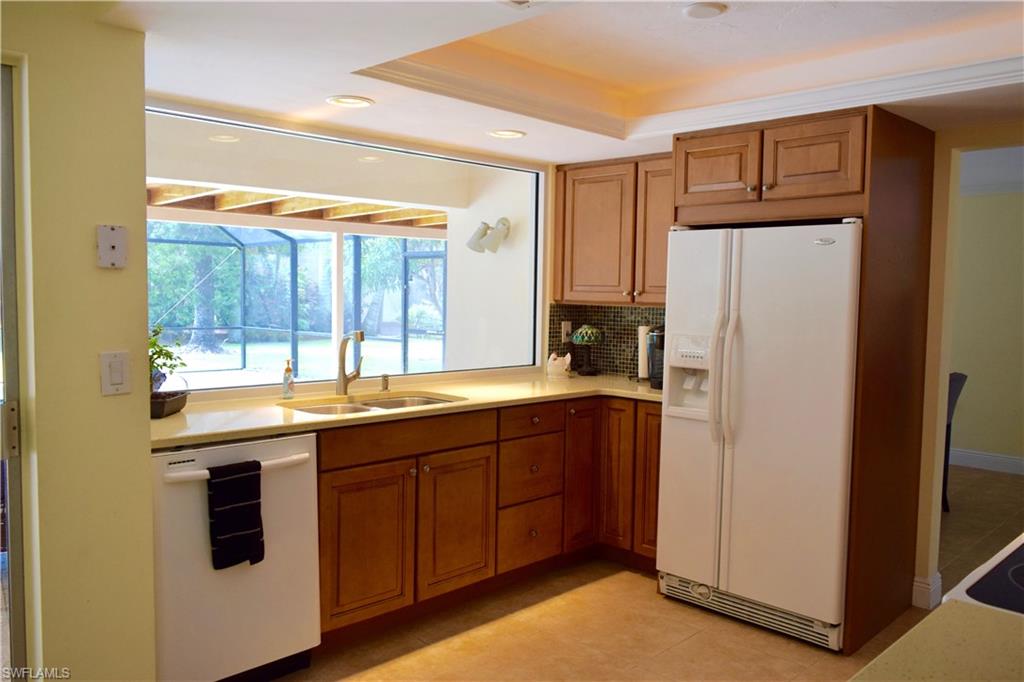 1927 Crayton Road Naples, FL 34102 - Photo 4 of 21