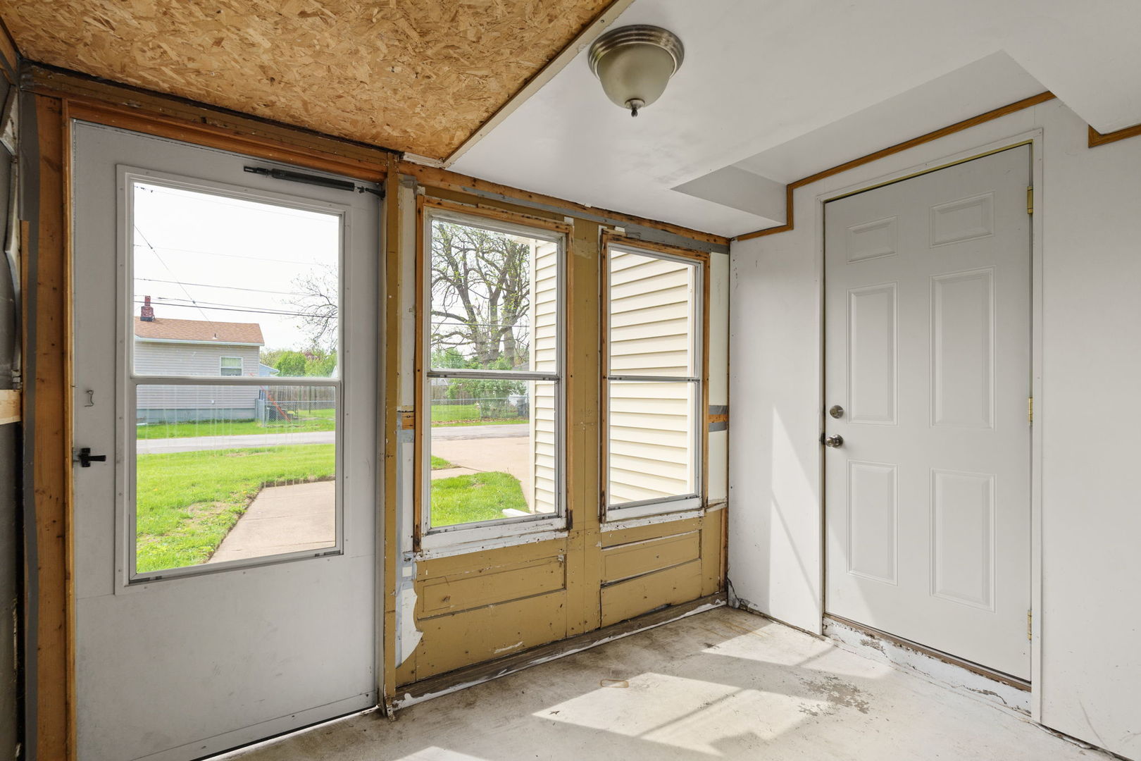 2330 39th Street Rock Island, IL 61201 - Photo 21 of 32