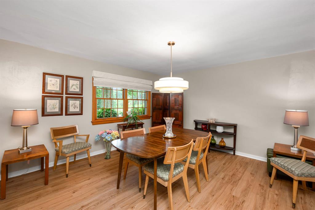 2316 Clearvue Road Pittsburgh, PA 15237 - Photo 5 of 37 Gallery Image 5