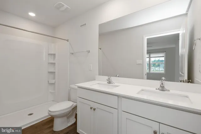 $365,000 | 301 Mazzeo Drive, Glassboro, NJ 08028