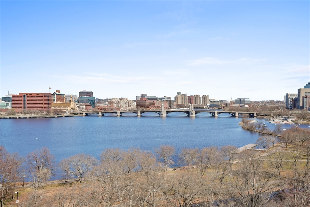 180 Beacon Street, Unit 14FG Boston, MA 02116 - Photo 8 of 40 a view of a city