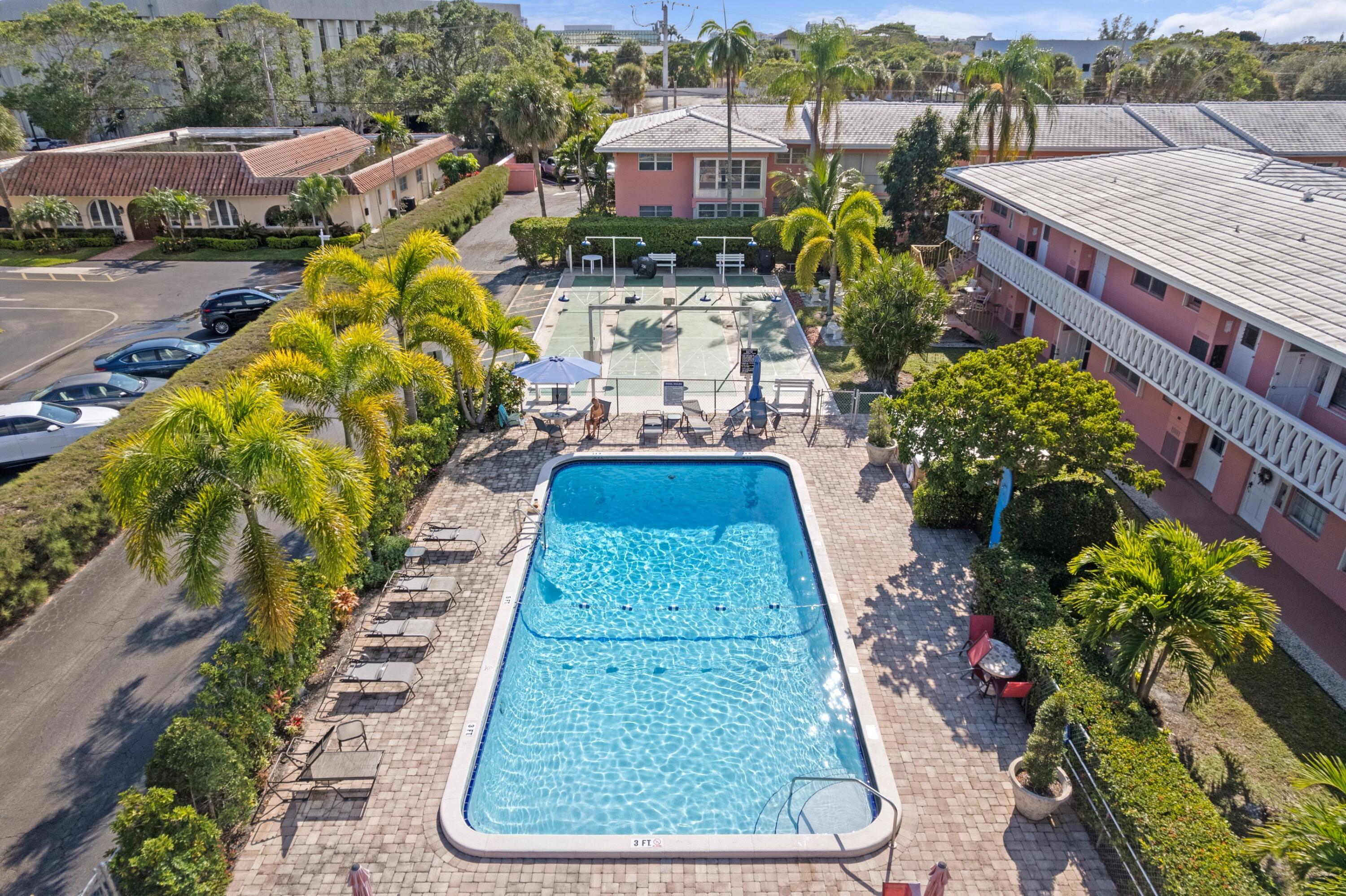 300 Northeast 20th Street, Unit 109 Boca Raton, FL 33431 - Photo 3 of 36 an aerial view of a house