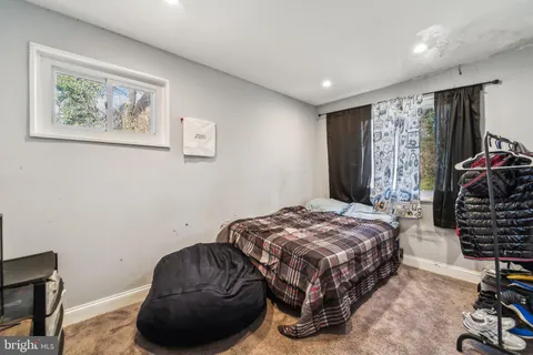 $260,000 | 818 Neptune Avenue, Oxon Hill, MD 20745