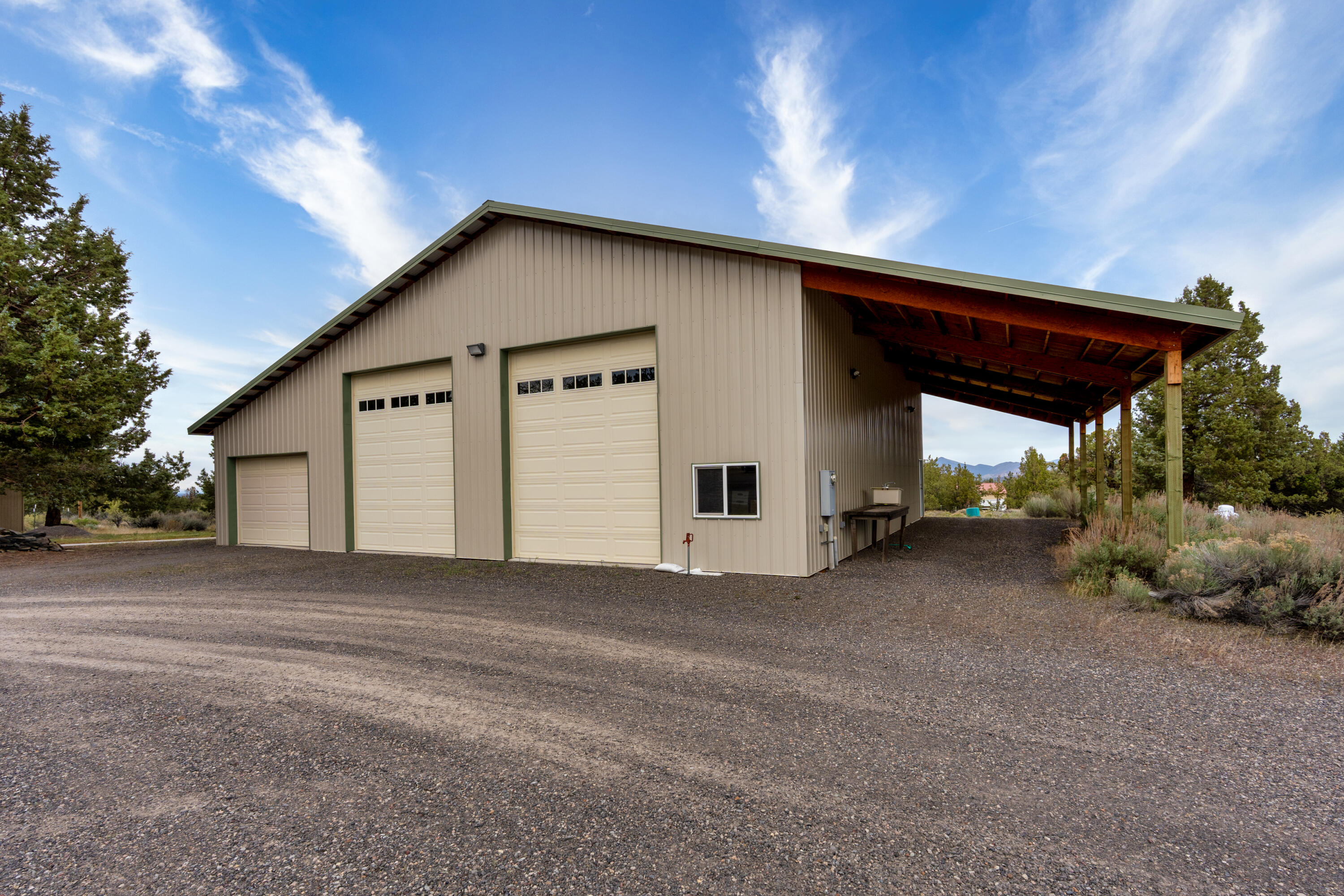 501 Northwest 103rd Street Redmond, OR 97756 - Photo 4 of 40
