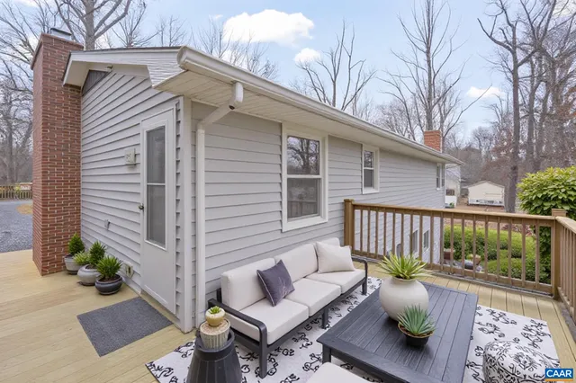 $359,000 | 15 Smokewood Drive, Palmyra, VA 22963