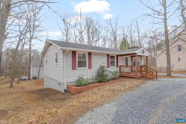 $359,000 | 15 Smokewood Drive, Palmyra, VA 22963