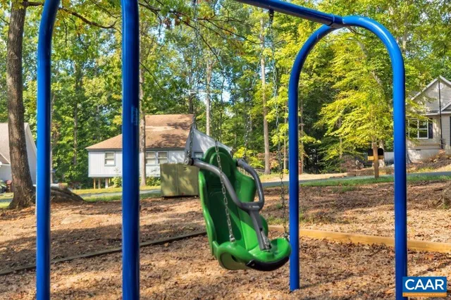 $359,000 | 15 Smokewood Drive, Palmyra, VA 22963