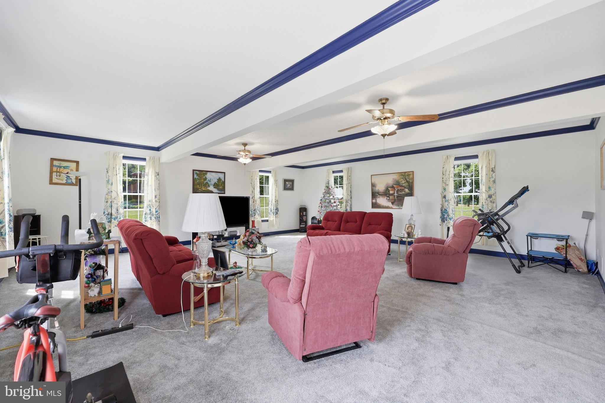 15613 Natural Well Road Williamsport, MD 21795 - Photo 13 of 54 Family Room