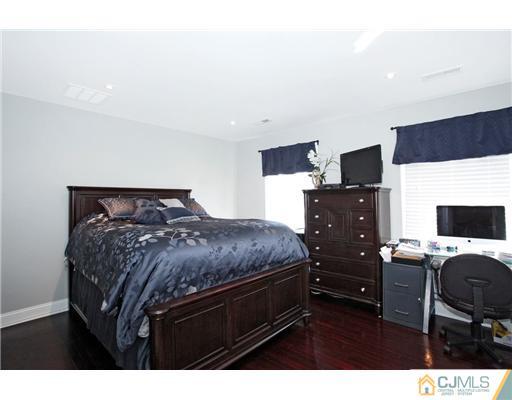 736 Front Street Dunellen, NJ 08812 - Photo 12 of 20 Gallery Image 12