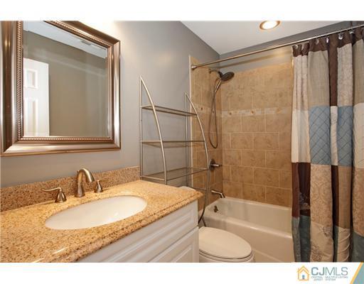 736 Front Street Dunellen, NJ 08812 - Photo 13 of 20 Gallery Image 13