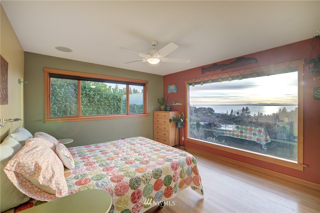 18770 Ridgefield Road Northwest Shoreline, WA 98177 - Photo 8 of 25 Gallery Image 8