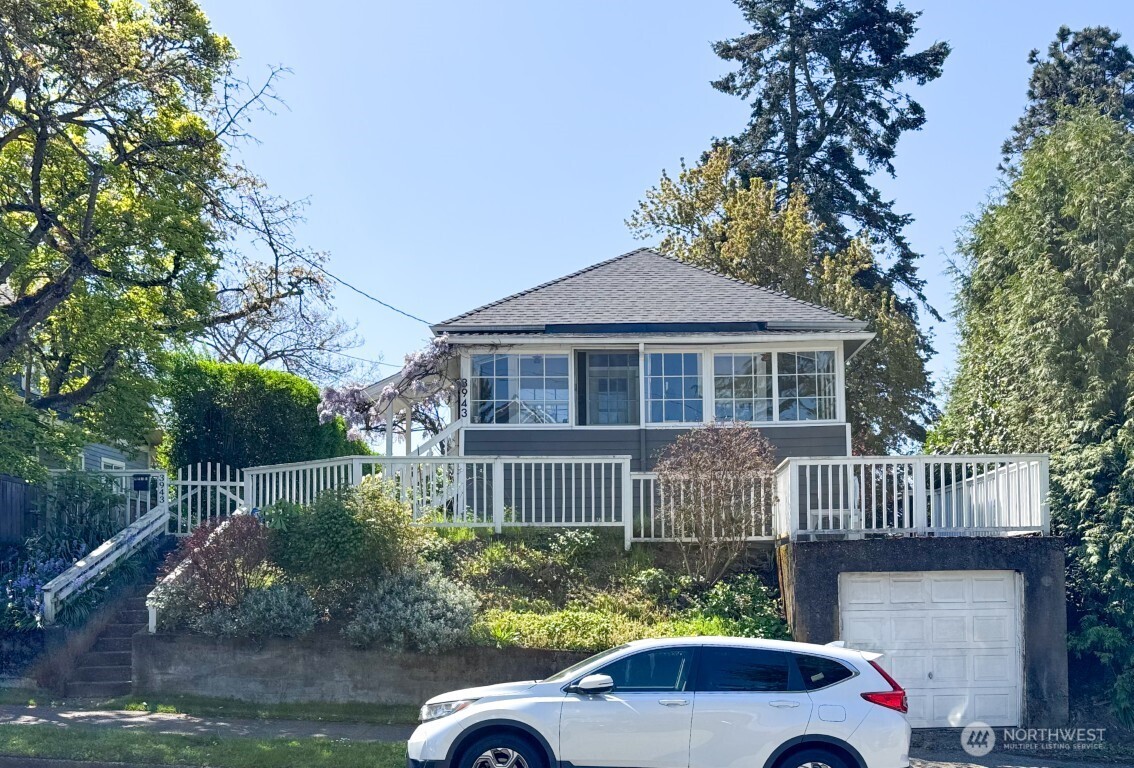 3943 South Orcas Street Seattle, WA 98118 - Photo 1 of 22