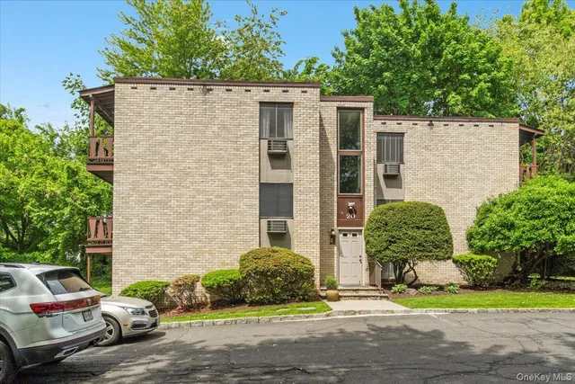 $2,100 | 20 Fisher Avenue, Unit 2, Congers, NY 10920