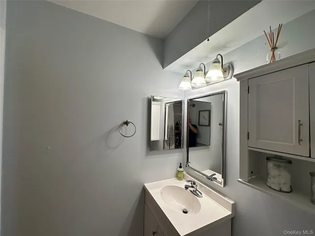 $2,100 | 20 Fisher Avenue, Unit 2, Congers, NY 10920