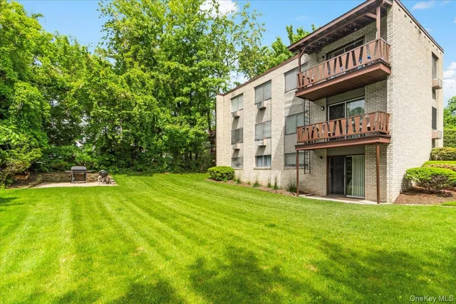 $2,100 | 20 Fisher Avenue, Unit 2, Congers, NY 10920