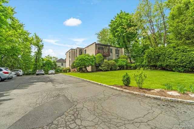 $2,100 | 20 Fisher Avenue, Unit 2, Congers, NY 10920