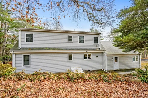 $699,000 | 33 Head Of The Bay Road, Bourne, MA 02532