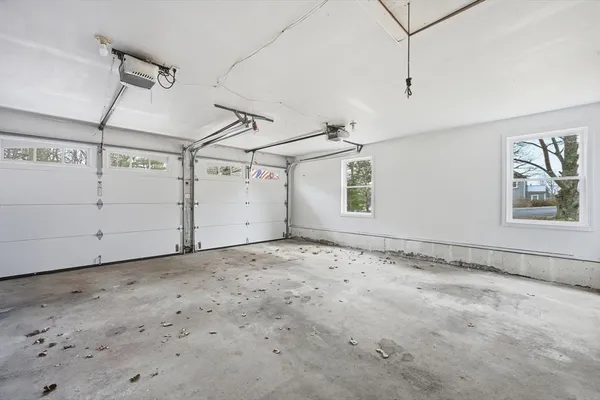 $699,000 | 33 Head Of The Bay Road, Bourne, MA 02532